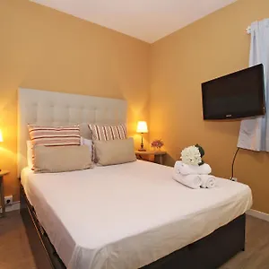 del-parque-flats-suite-deluxe-malagueta.1costadelsol.com/